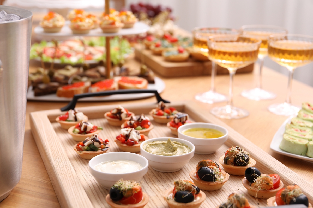 postavljen švedski sto